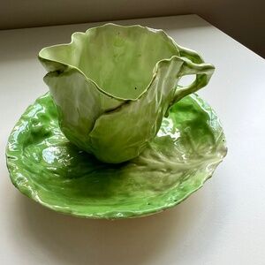 Wannopee Lettuce leaf majolica EDA NAPOLI teacup with a plate